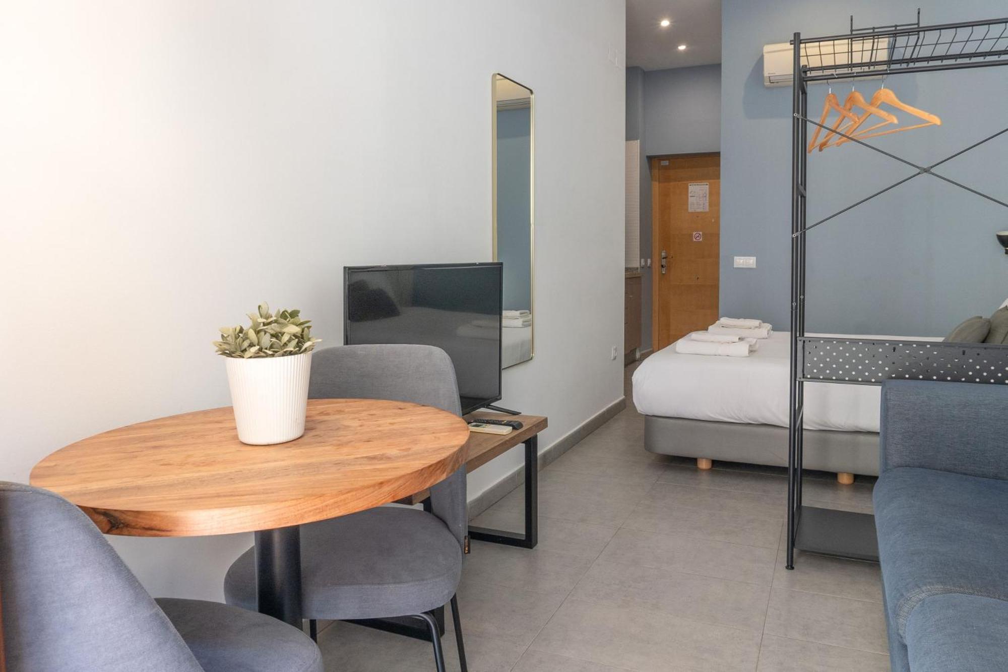 Welcomer Apartments Валенсия Екстериор снимка