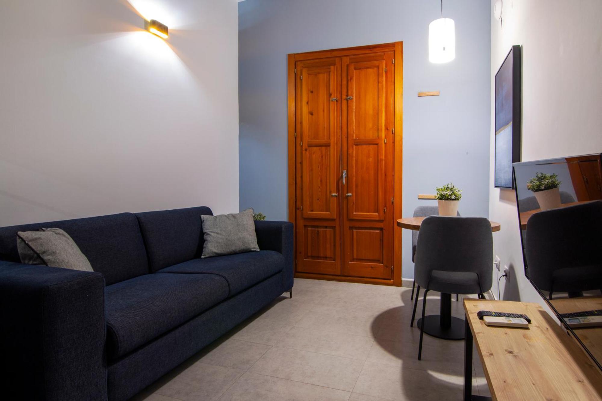 Welcomer Apartments Валенсия Екстериор снимка
