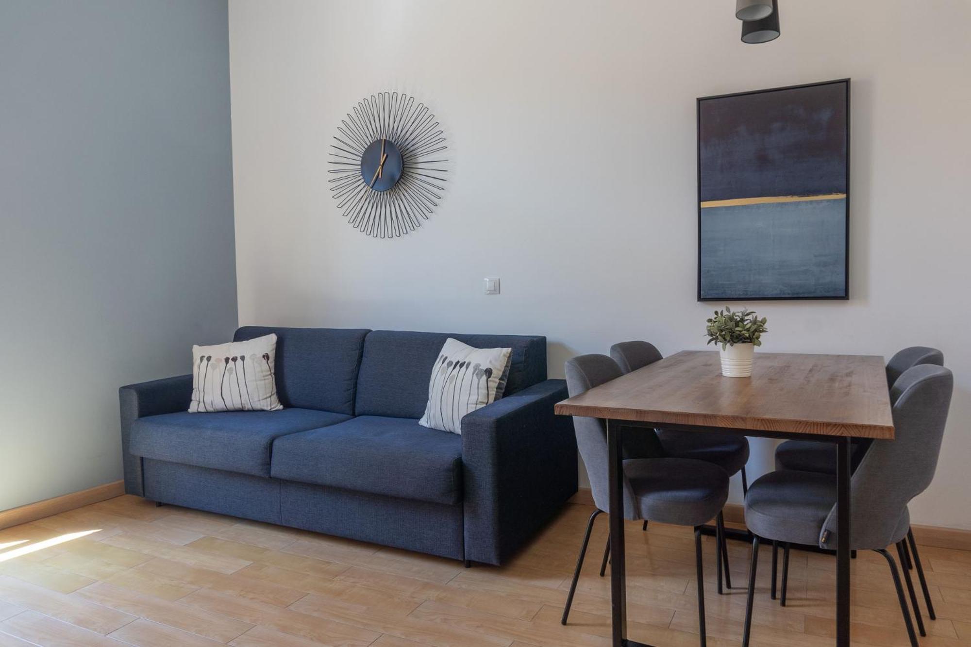Welcomer Apartments Валенсия Екстериор снимка