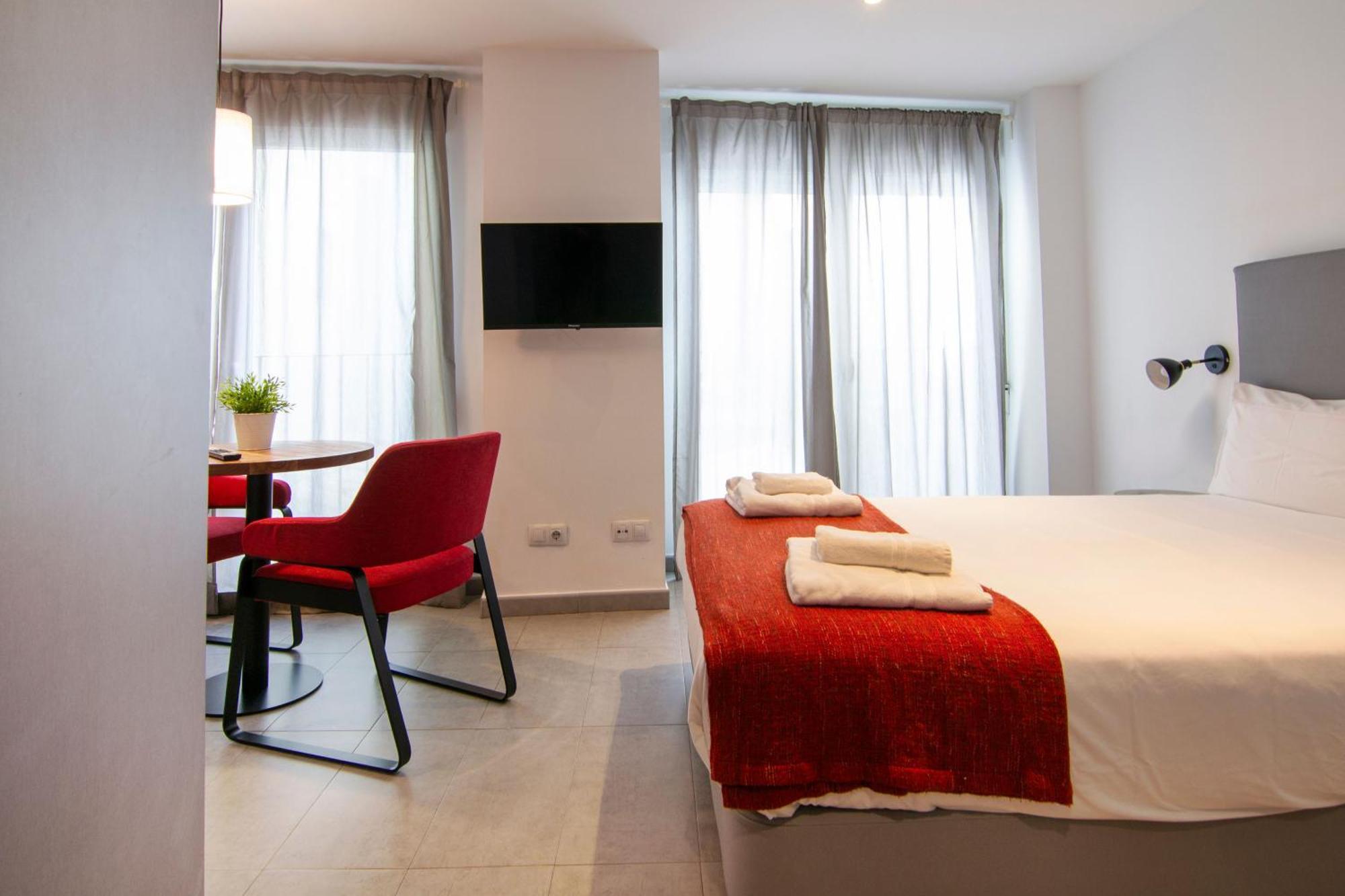 Welcomer Apartments Валенсия Екстериор снимка