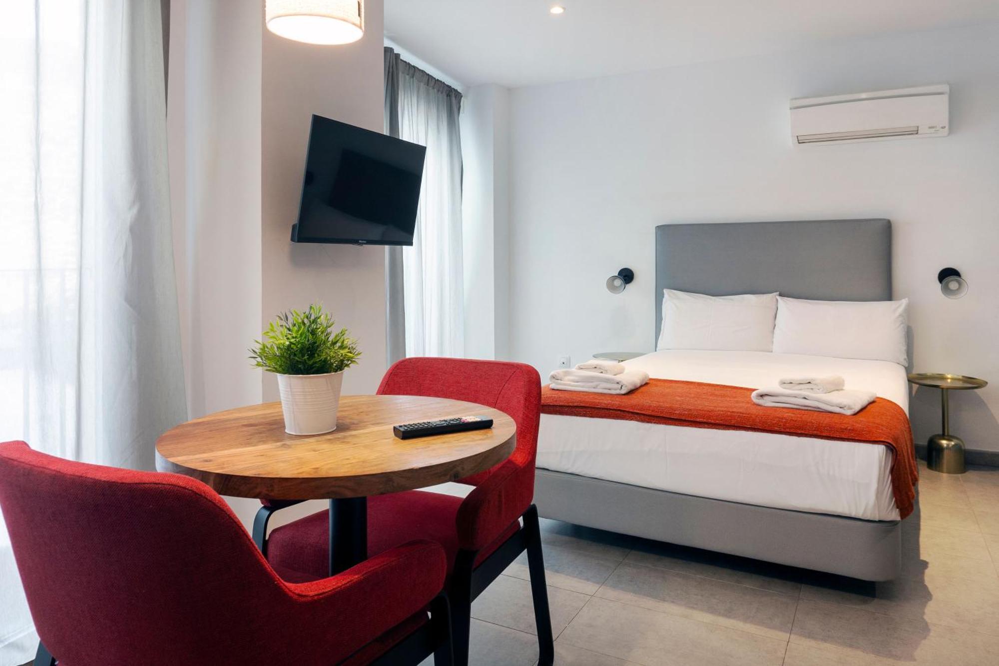Welcomer Apartments Валенсия Екстериор снимка