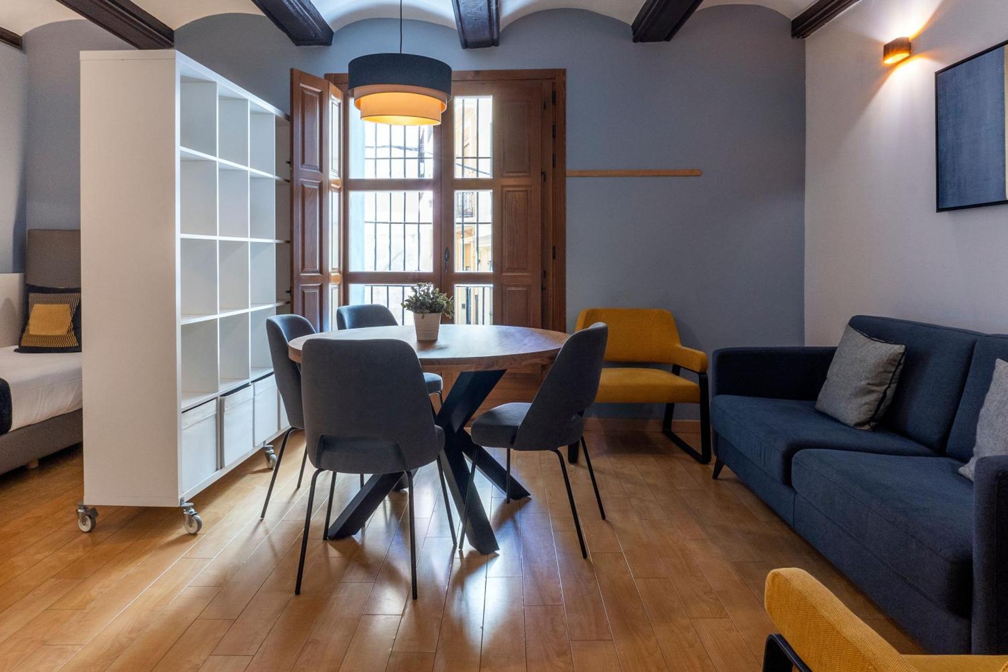 Welcomer Apartments Валенсия Екстериор снимка